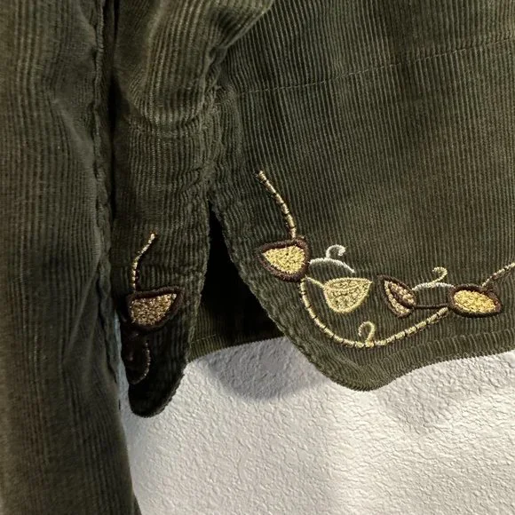 Liz Claiborne Corduroy Snap Up Shirt Olive Green Embroidered EUC Size Petite Med - Picture 5 of 7